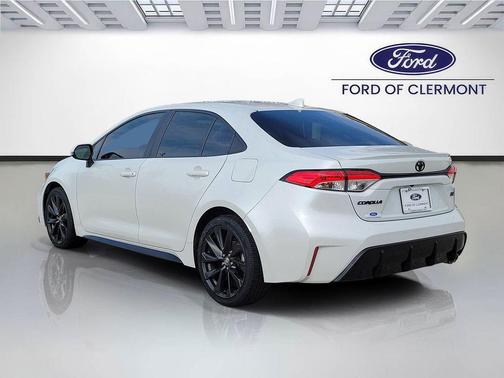 Wind Chill Pearl 2023 Toyota Corolla SE