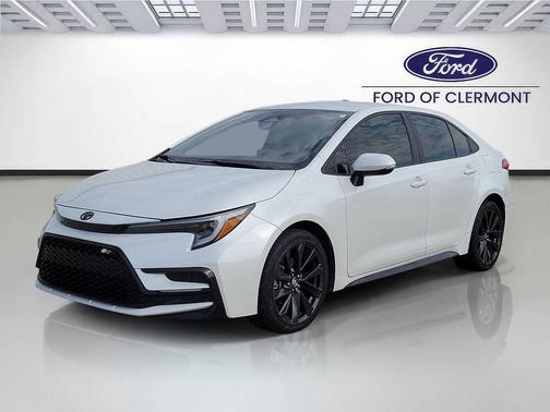 Wind Chill Pearl 2023 Toyota Corolla SE