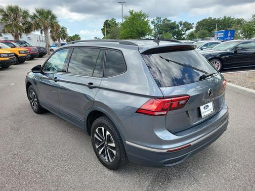 Platinum Gray Metallic 2023 Volkswagen Tiguan 2.0T S