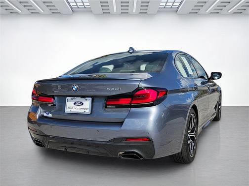 2022 BMW 540 i