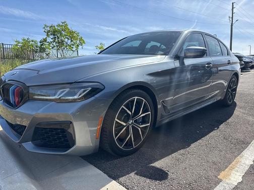 2022 BMW 540 i