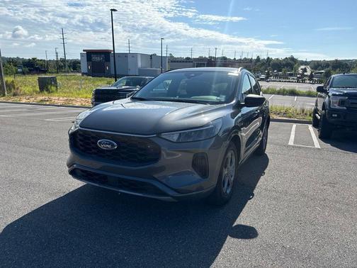 CARBONIZED GRAY METALLIC 2023 Ford Escape ST-Line