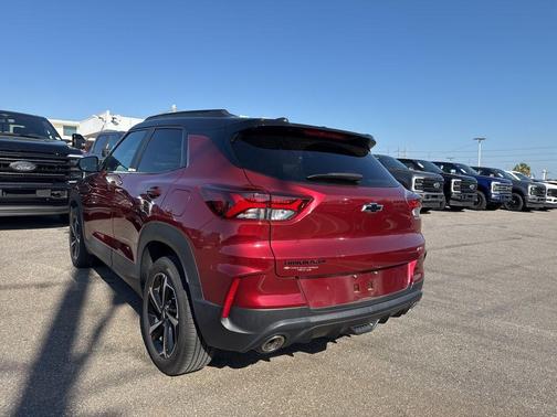 Crimson Metallic 2022 Chevrolet Trailblazer RS