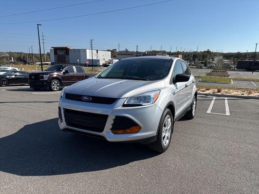 2016 Ford Escape S