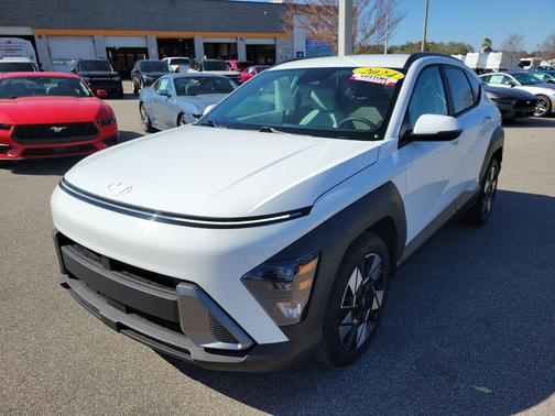 2024 Hyundai KONA SEL