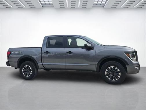 2024 Nissan Titan PRO-4X