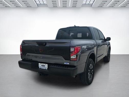 2024 Nissan Titan PRO-4X