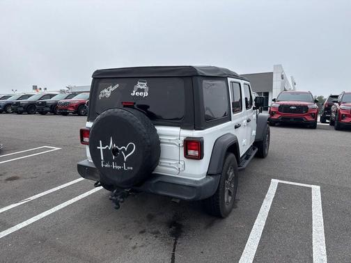 2018 Jeep Wrangler Unlimited Sport