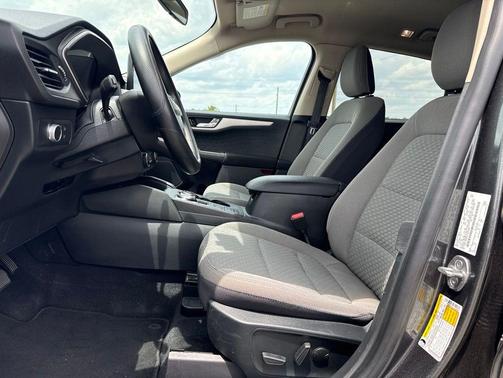 MAGNETIC METALLIC 2020 Ford Escape SE