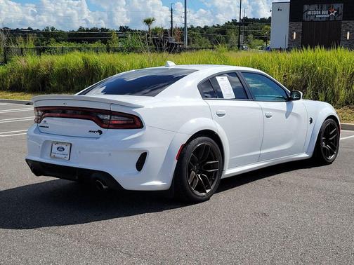 White Knuckle Clearcoat 2022 Dodge Charger SRT Hellcat