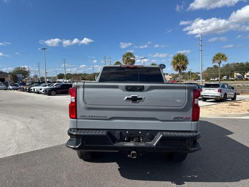 2025 Chevrolet Silverado 1500 ZR2