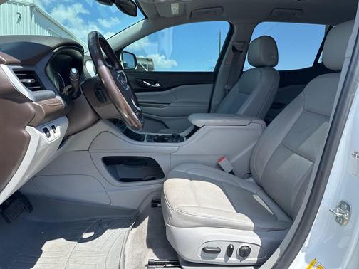 Summit White 2020 GMC Acadia FWD SLT