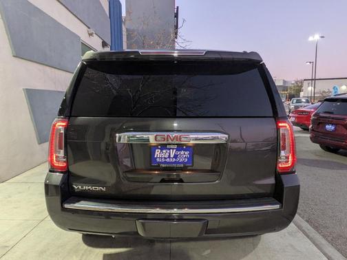 2017 GMC Yukon Denali