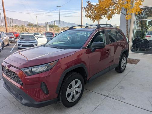 2021 Toyota RAV4 LE