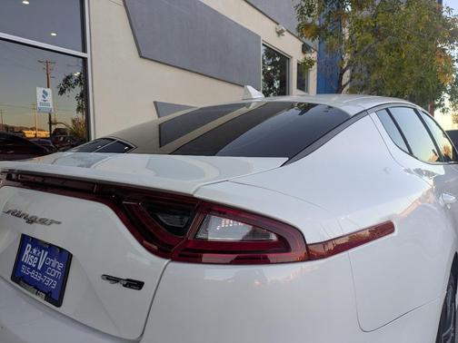 2021 Kia Stinger GT-Line