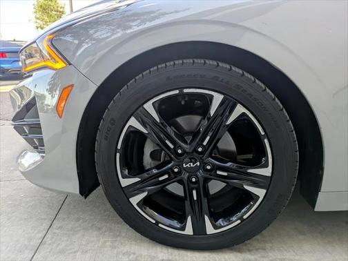 2022 Kia K5 GT-Line