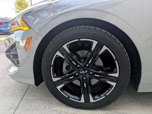 2022 Kia K5 GT-Line AWD Premium Package