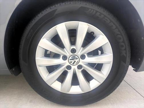 2017 Volkswagen Beetle 1.8T