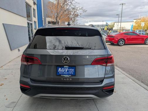2022 Volkswagen Taos S