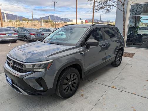 2022 Volkswagen Taos S