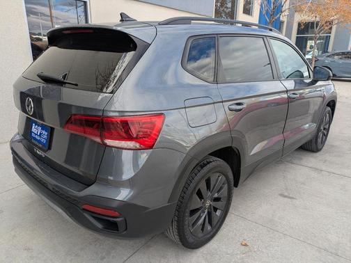 2022 Volkswagen Taos S