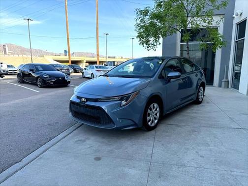 2022 Toyota Corolla LE