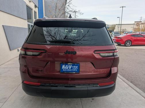 2023 Jeep Grand Cherokee L Altitude