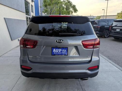 2020 Kia Sorento LX