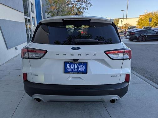 2021 Ford Escape SE