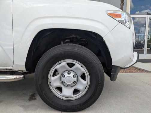 2020 Toyota Tacoma SR