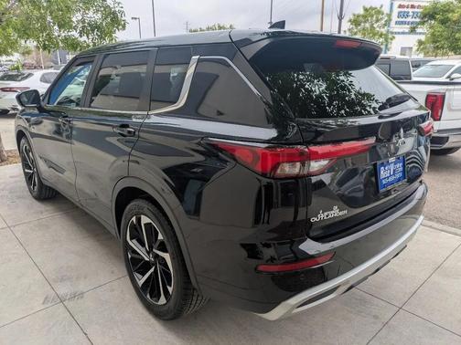 2024 Mitsubishi Outlander SE 2WD