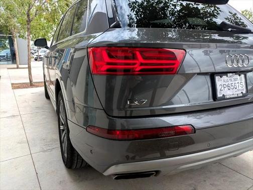 2019 Audi Q7 45 Premium Plus