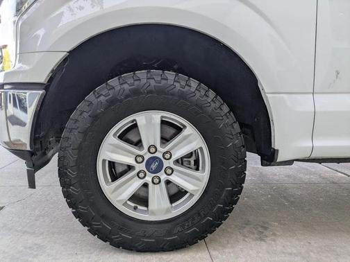 WHITE 2019 Ford F-150 XLT