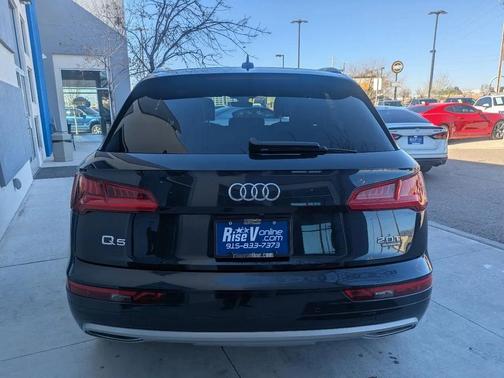 2018 Audi Q5 2.0T Premium Plus