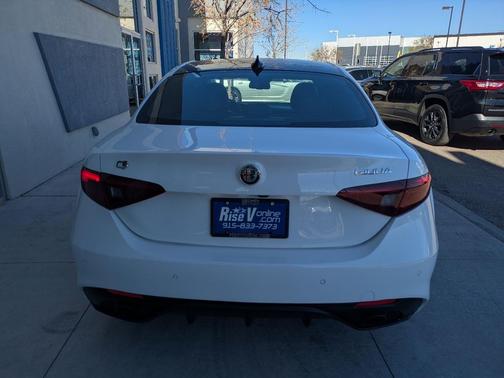 2022 Alfa Romeo Giulia Ti