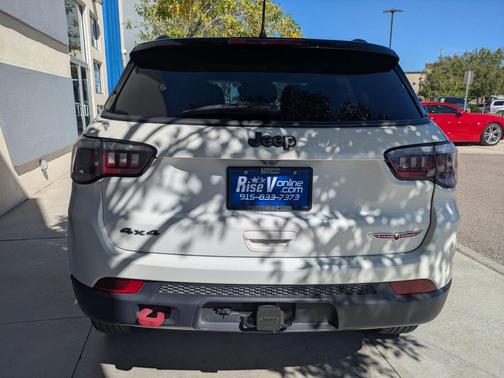 WHITE 2017 Jeep Compass Trailhawk