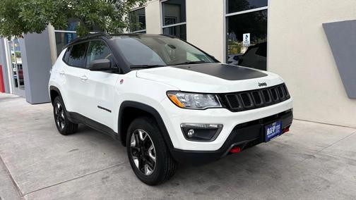 WHITE 2017 Jeep Compass Trailhawk