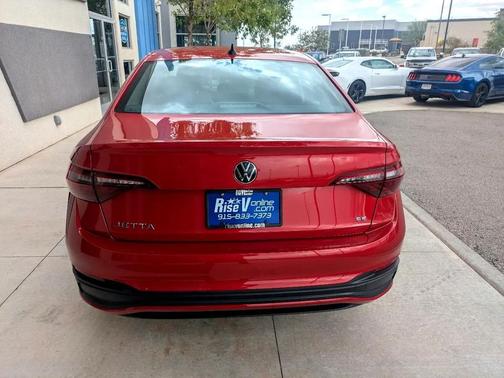 2024 Volkswagen Jetta 1.4T SE