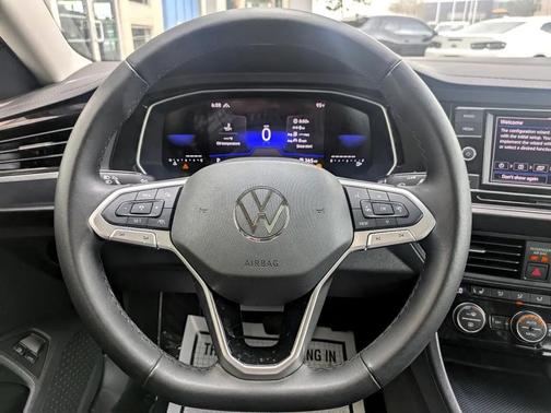 2024 Volkswagen Jetta 1.4T SE