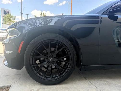 2017 Dodge Charger SE