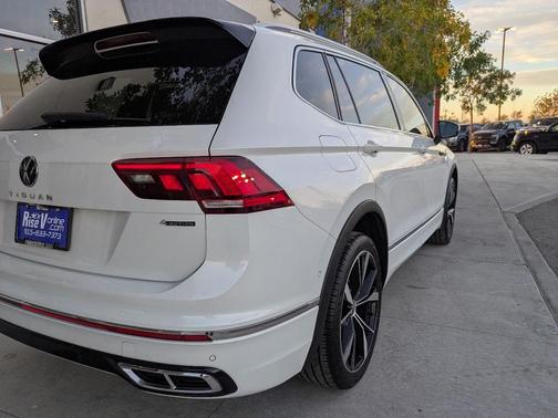 2022 Volkswagen Tiguan 2.0T SEL R-Line 4MOTION