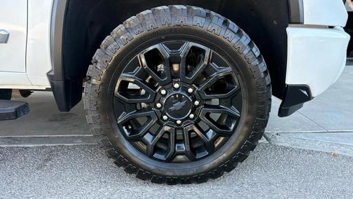 WHITE 2024 Chevrolet Silverado 2500 High Country