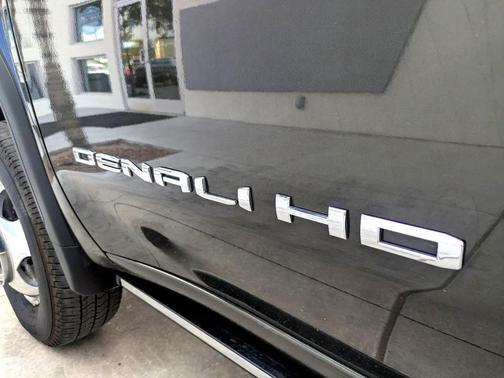 2022 GMC Sierra 3500 Denali