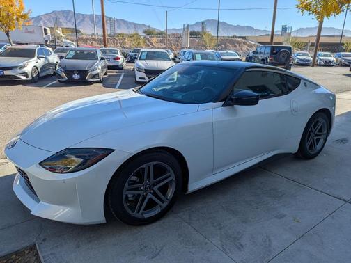 2024 Nissan Z Sport 6M