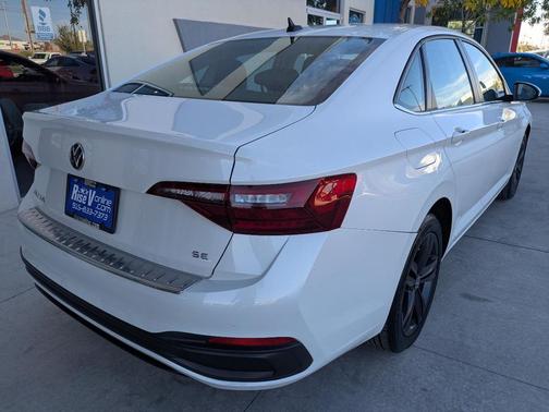 2023 Volkswagen Jetta 1.4T SE