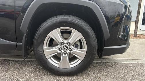 Black 2022 Toyota RAV4 XLE