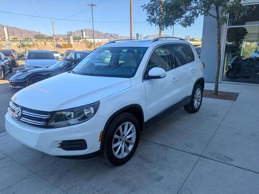 2017 Volkswagen Tiguan 2.0T Wolfsburg Edition