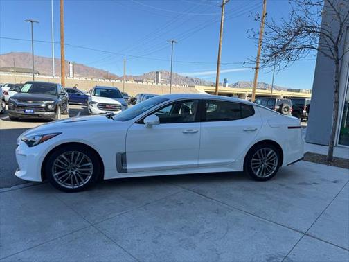 2018 Kia Stinger Base