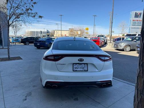 2018 Kia Stinger Base