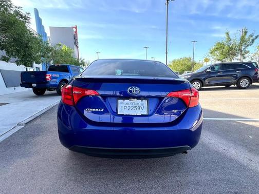 2019 Toyota Corolla XLE